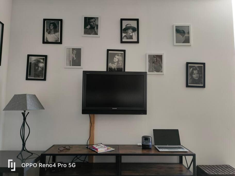 Grand T2 Esprit Loft Coeur De Ville Sète Exteriér fotografie