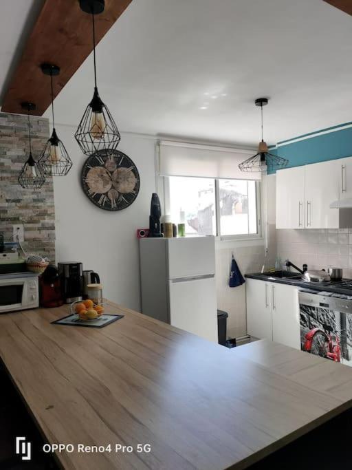 Grand T2 Esprit Loft Coeur De Ville Sète Exteriér fotografie